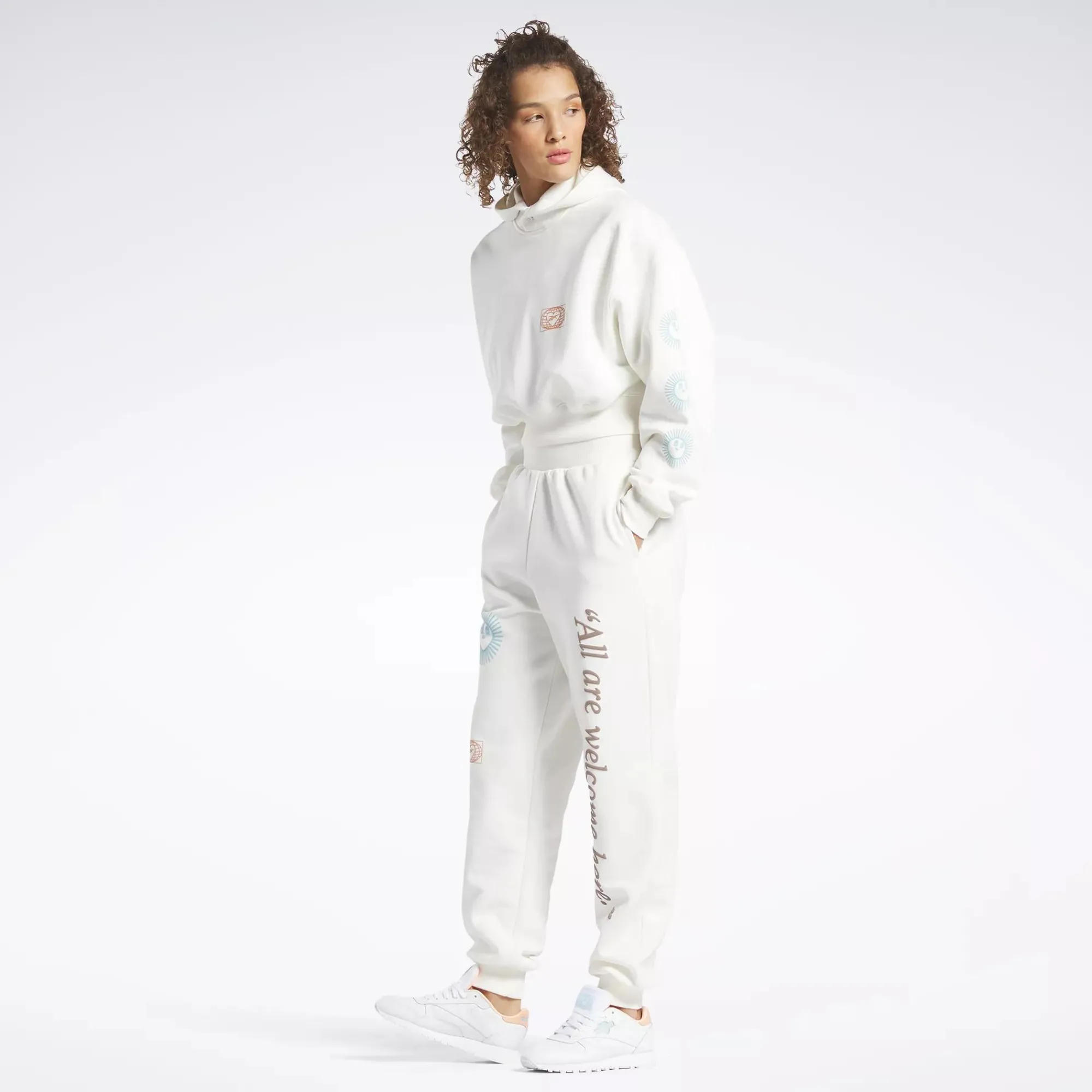 Pants & Sweatpants|Reebok Pants & Sweatpants Classics Graphic Pants